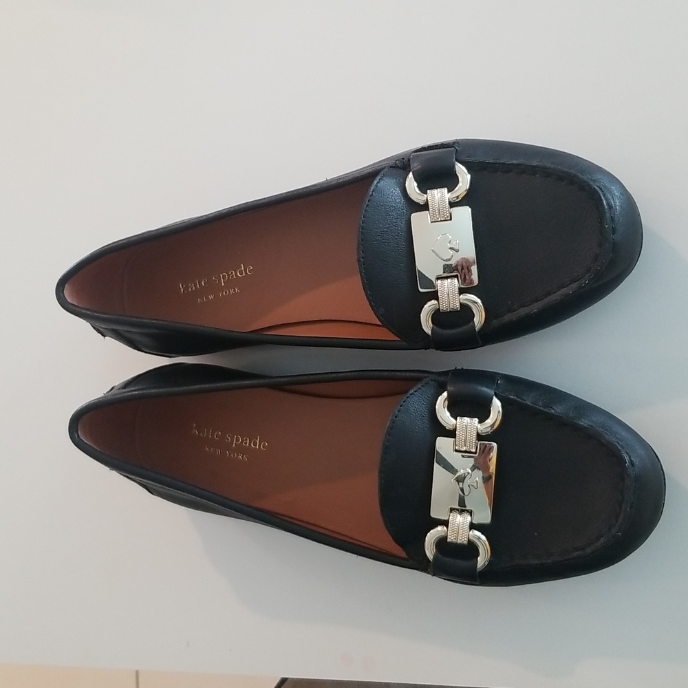 Kate Spade New York Carson flats in black leather size 8.5M.